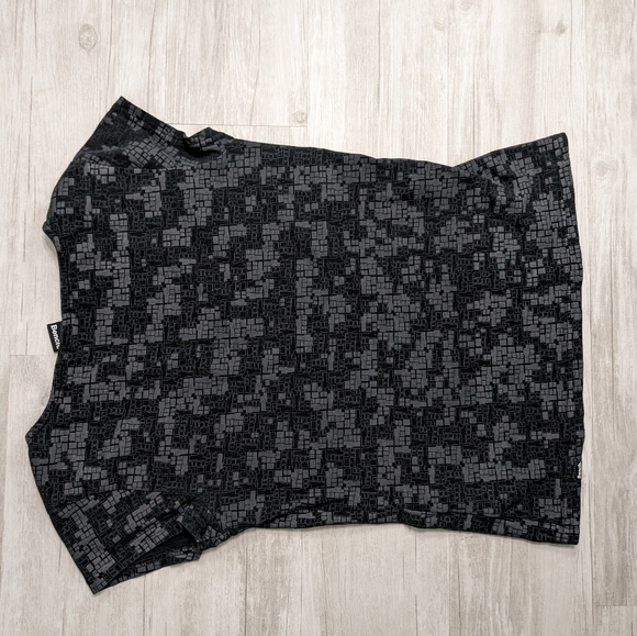 2 for $25 Bench Geometric Scoop Neck Tee - Picture 4 of 4